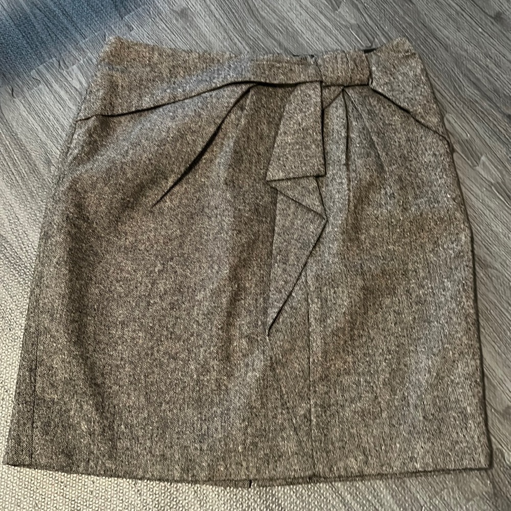 Banana republic petite 00 mini skirt with bow